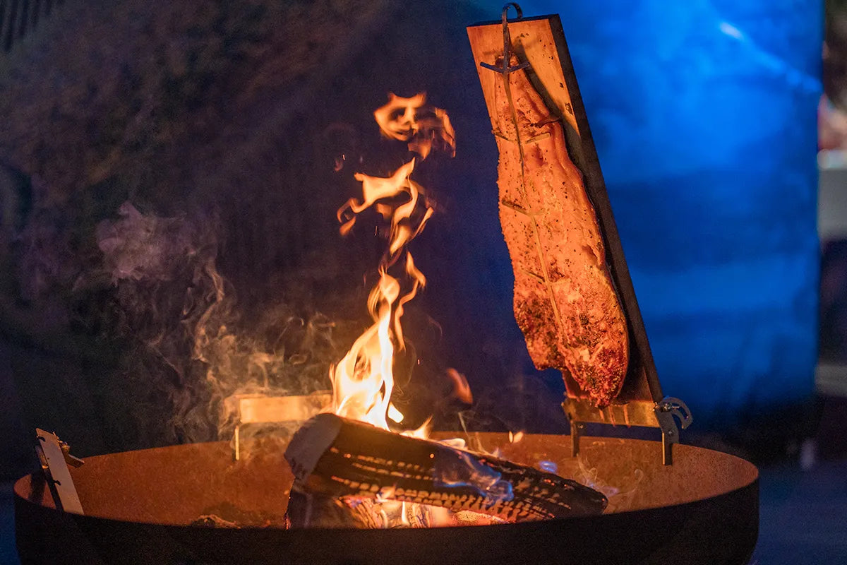 Big Bottle BBQ Party Flammlachs Feuer