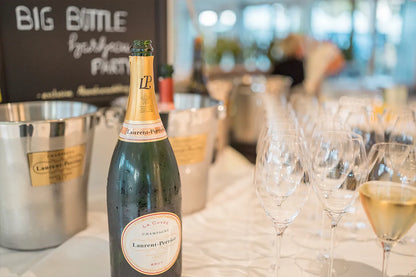 Laurent-Perrier Champagner bei der Big Bottle BBQ Party von Wine & Events